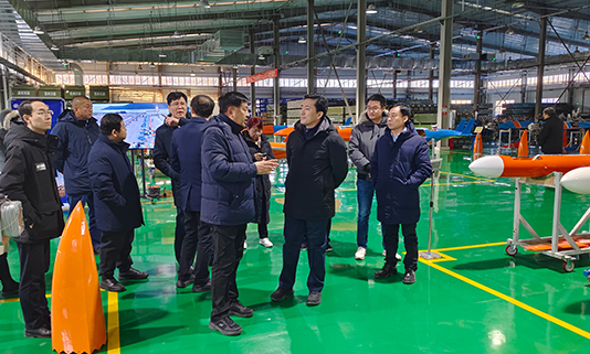 北京经济技术开发区工委书记张强一行莅临j9官网宇达无人智能产业园考察调研